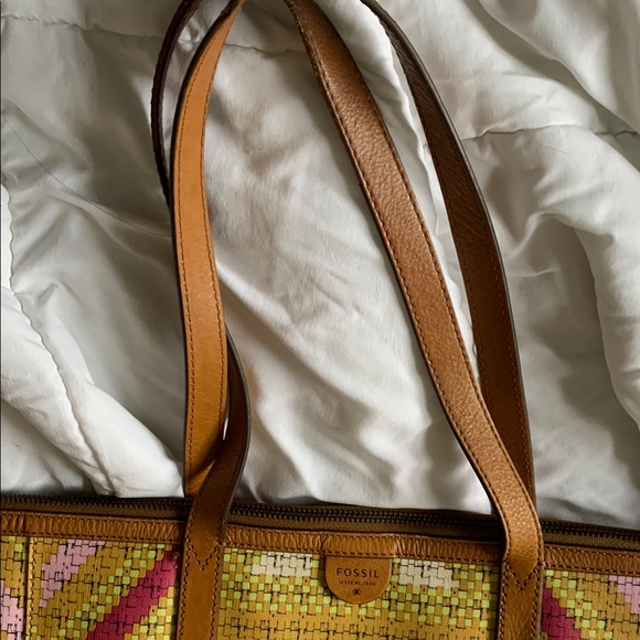 FOSSIL "Sydney" Geometric Prints Signature Shopper
Tote Bag #ZB5491 - Picture 5 of 8